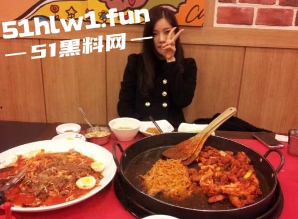 陈建斌在韩国撞脸约炮大神，影视行业做贡献与神似李小璐女友自拍小视频遭流出曝光。-5