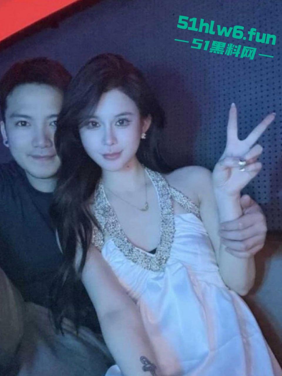 广西柳州舔狗王为坐台小姐【覃海美】花18W以为遇到了真爱 女友不仅有性病还过打胎 男友曝光渣女性爱视频！-5