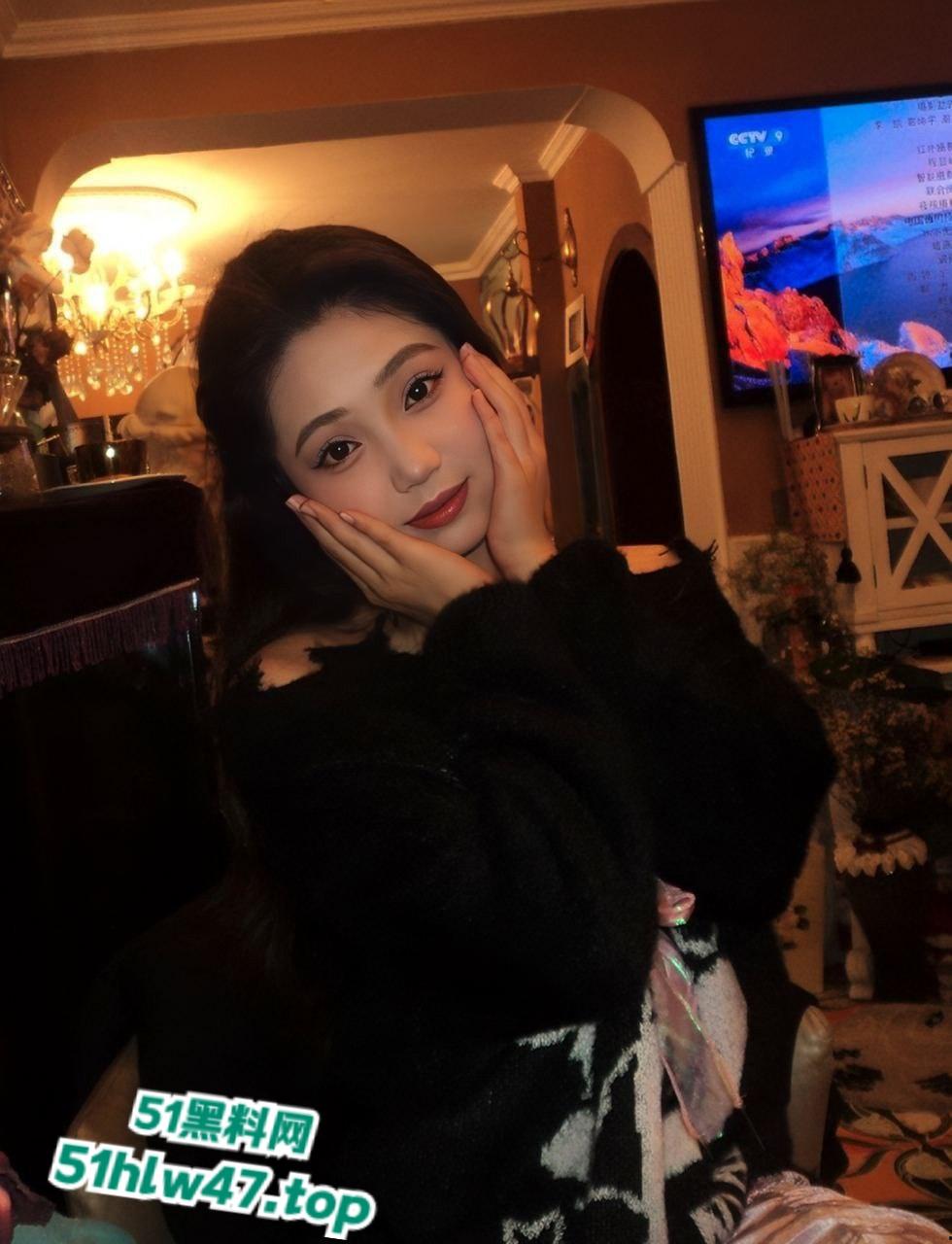 北京现代音乐学院，大三舞蹈校花【庄乔烨】校外金主包养，调教约炮视频流出。-8