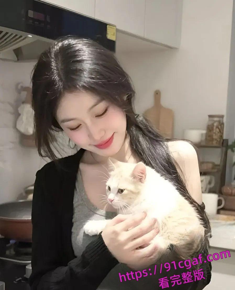 河北美术学院学生妹刘茹被男友调教成极品母狗，口爆吞精毒龙深喉样样精通！-1