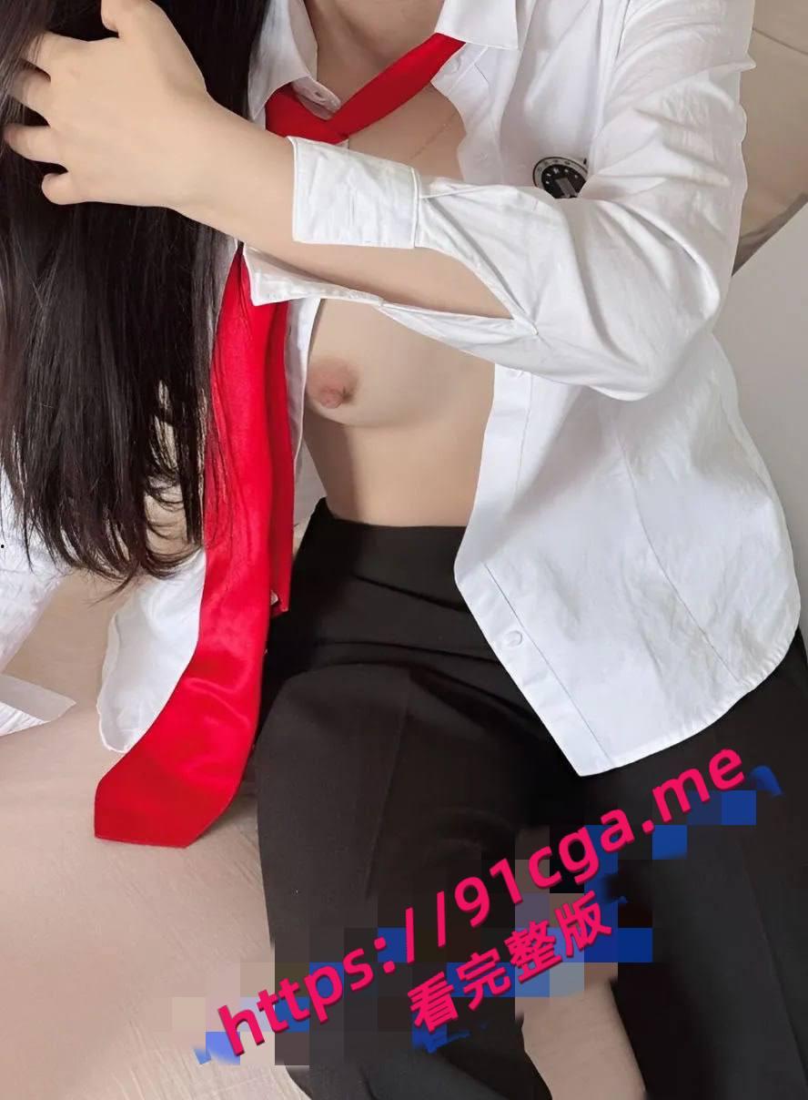 律师白天法庭精英 晚上变反差女！衬衫解扣撅臀秀逼穴超反差-8