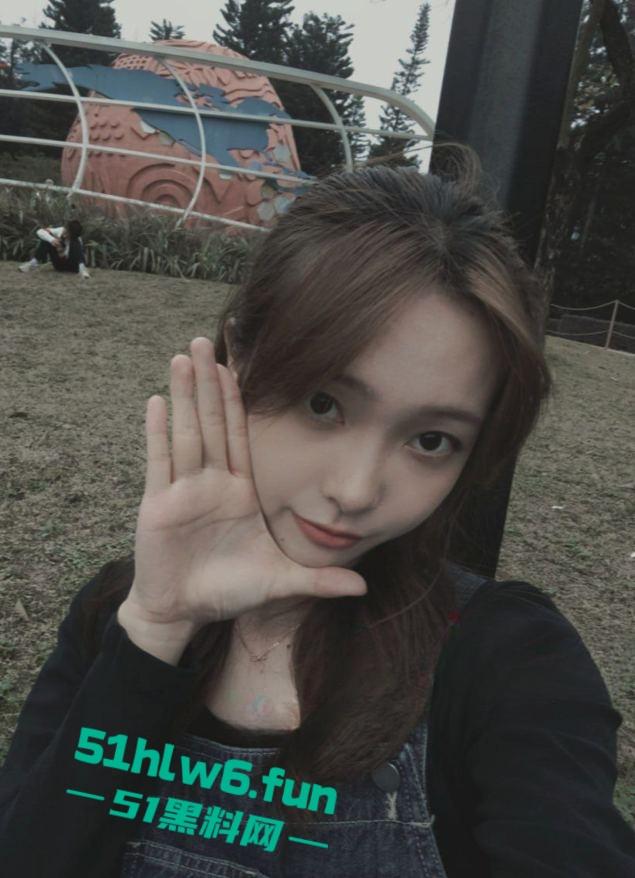 南昌银行信用卡专员【刘茜茜】与男友各自淫乐，互相暴露后被男友先告状曝光性爱视频。-2