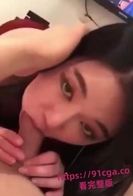 韩国首尔大学留学生『李婉芸』极品美女跪舔肉棒求口交！-4