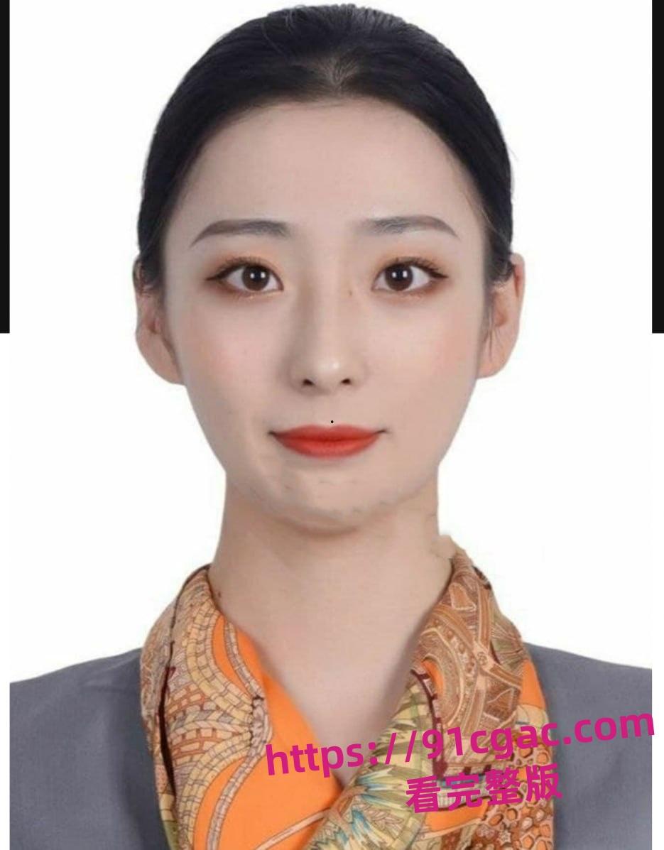 中国明航空姐张密密近日卷入超级大瓜，一段与“金主”线下约炮的视频流出-4