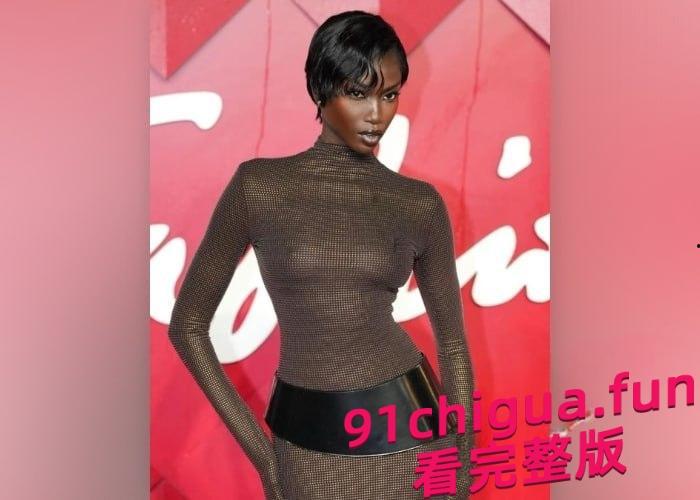 模特圈顶级黑美人 阿诺克·艾 anokyai 私下约炮白人金主视频曝光-4