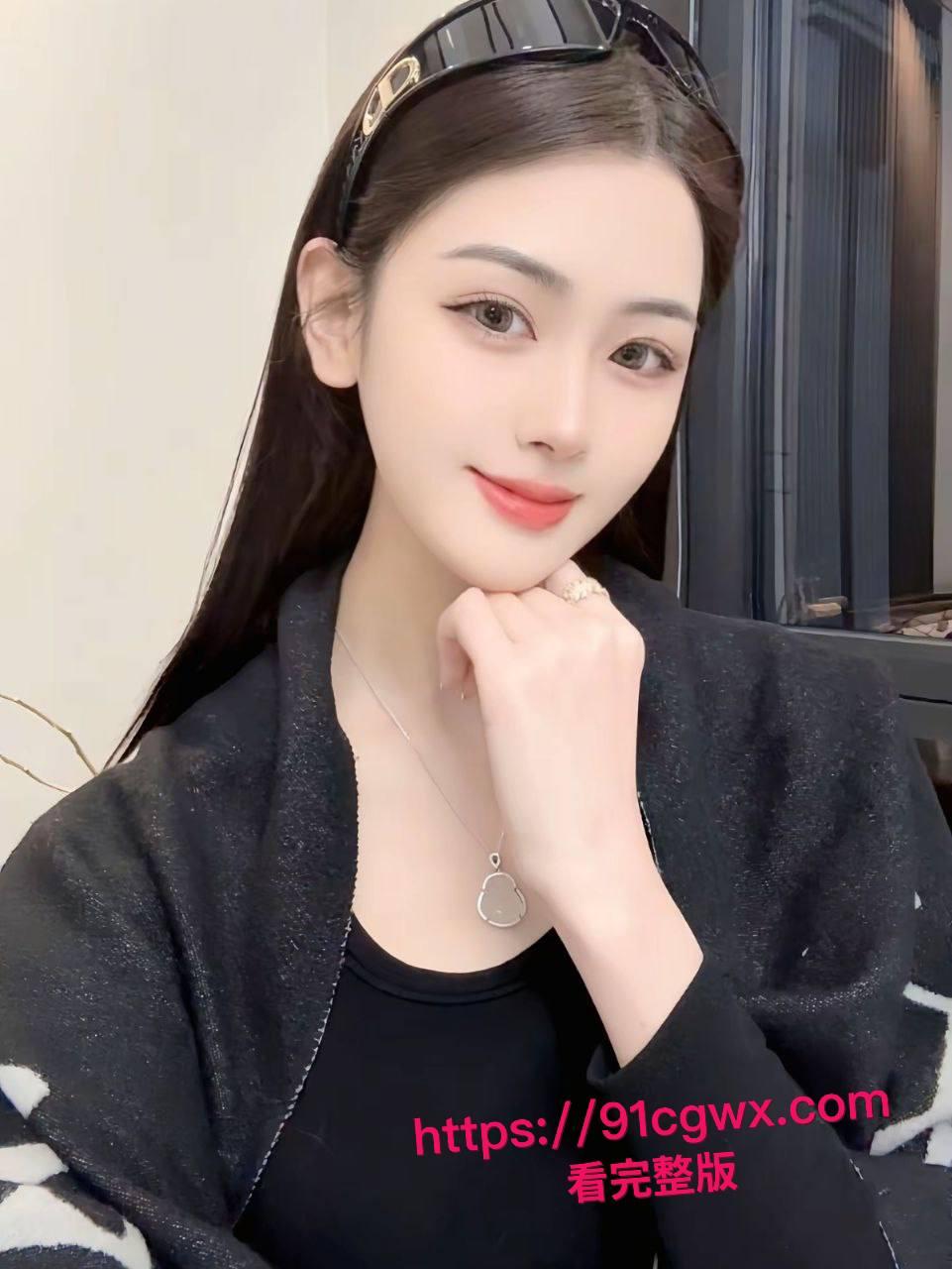 河北唐山富家女周昕雯床战男友全记录：翘臀狂骑大鸡巴榨汁，深喉吞精变身骚货女王，富家女私下浪到骨子里！-3