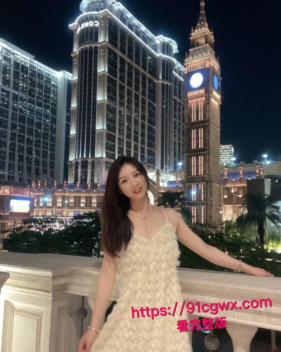 商务KTV惊现大肚孕妇站台 高颜准妈妈为奶粉钱跪舔大鸡巴被猛干骚穴，临盆肚皮颤喷奶汁浪叫成母狗！-2