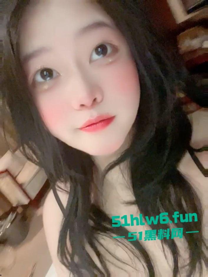 童颜巨乳网红【优妹】可爱颜值大眼妹，小穴敏感嫩穴诱人 私人定制自慰视频流出。-1