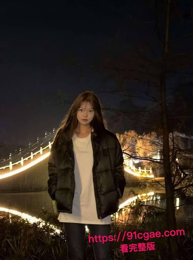 泄密极品小女友！酒店床边翘臀后入狂操骚穴，喷水高潮浪叫连连，兄弟们这黑料硬到炸裂-2