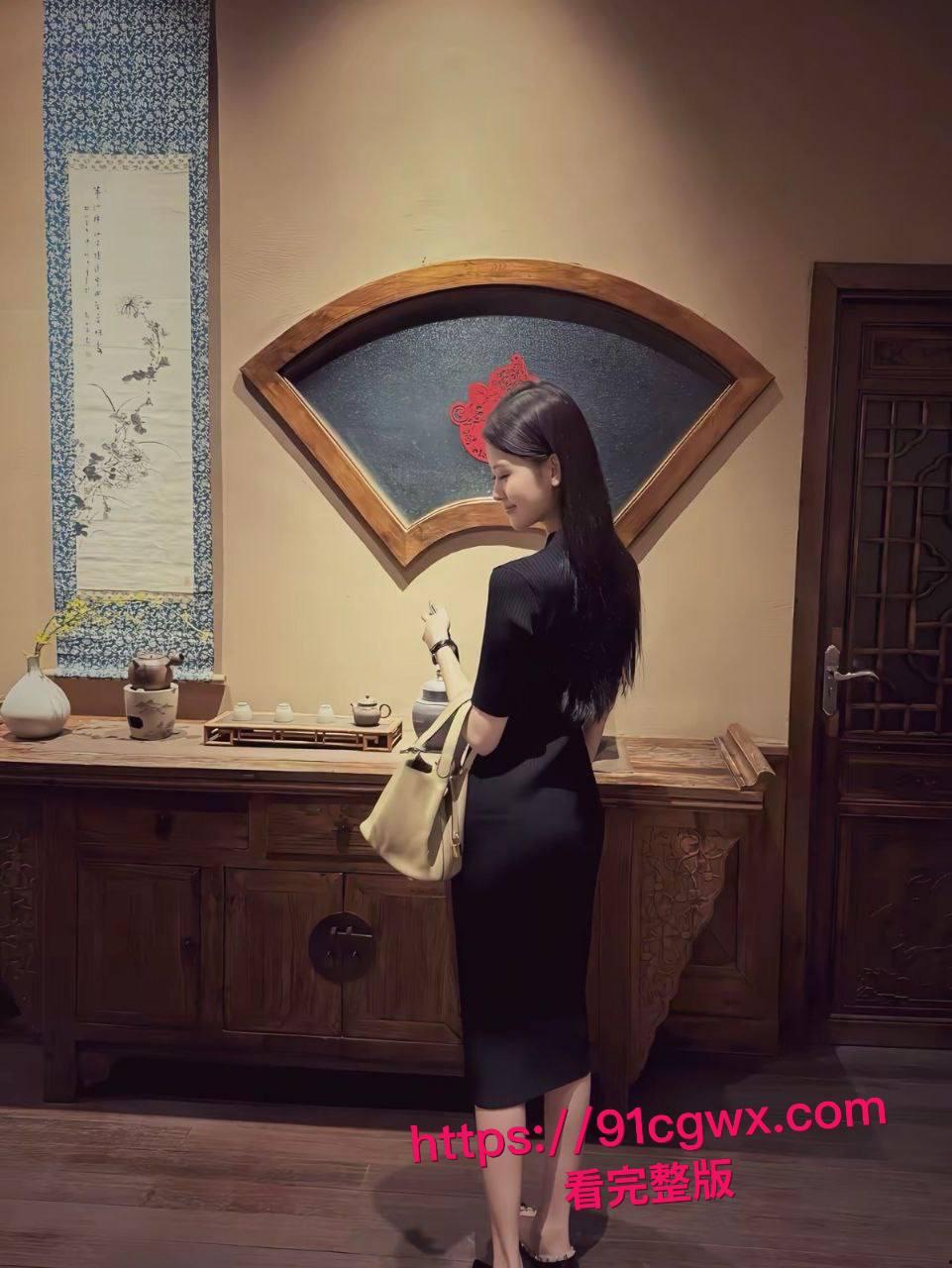 河北唐山富家女周昕雯床战男友全记录：翘臀狂骑大鸡巴榨汁，深喉吞精变身骚货女王，富家女私下浪到骨子里！-6