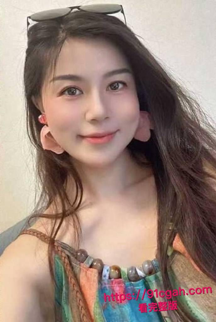 山东40岁极品人妻陈姿背着老公在酒店约炮流出 骚逼风韵犹存 淫水多骚穴紧 大屌无套直入爽到飞起 干的娇喘连连-6