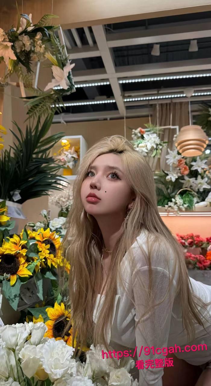 抖音网红Meena下海拍AV被调教不雅视频曝光，纹身刺青实锤本人！-4