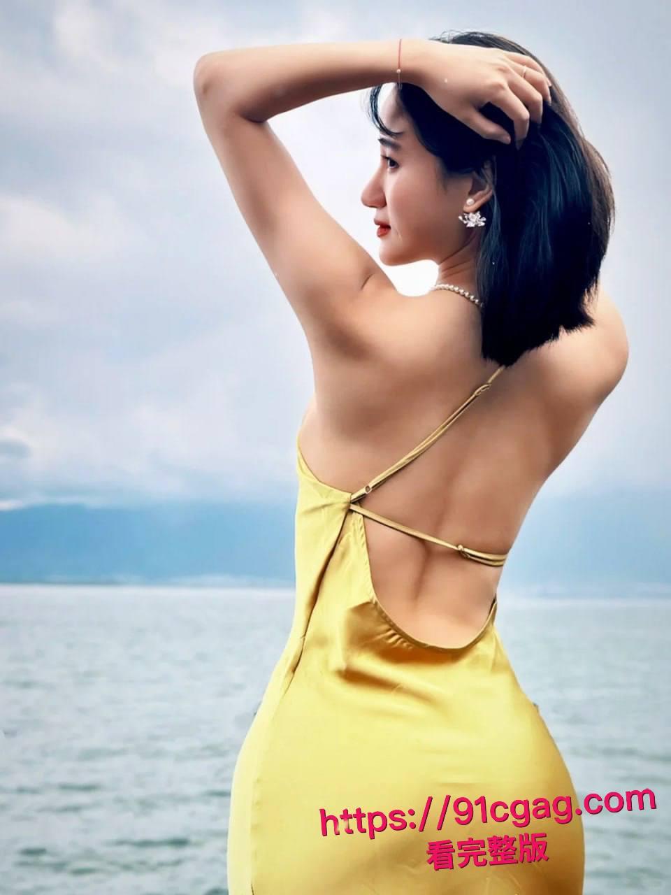 真实约炮！约到一个超有女人味的极品人妻，床上骚浪至极叫声听了就让人鸡巴硬！-2