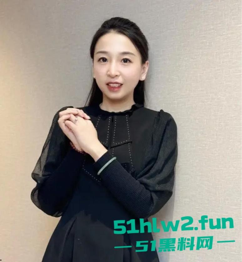 青岛保时捷销冠【牟倩文】一天不送逼浑身难受，一年卖170辆，销冠靠下面这张嘴赢天下！-9