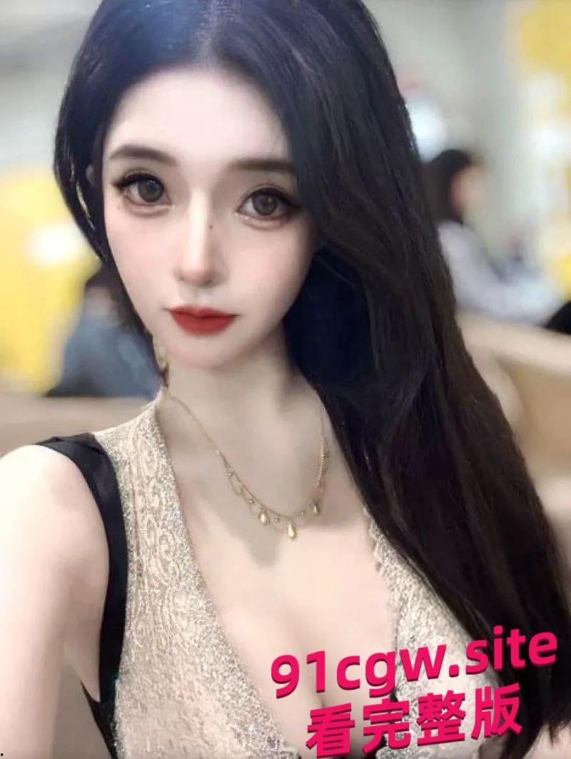 主播直播俯卧撑露奶给家人们看，奶子是真的大#巨乳#骚婊子#直播-4