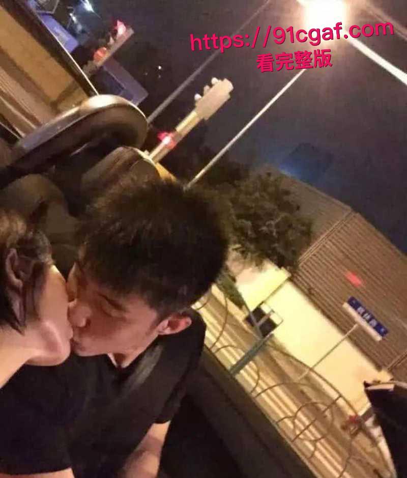 顶流男星黄景瑜性病丑闻炸翻全网 出轨多人与张艺上开房被偷拍前妻王雨馨八年网捶狠撕渣男！-7