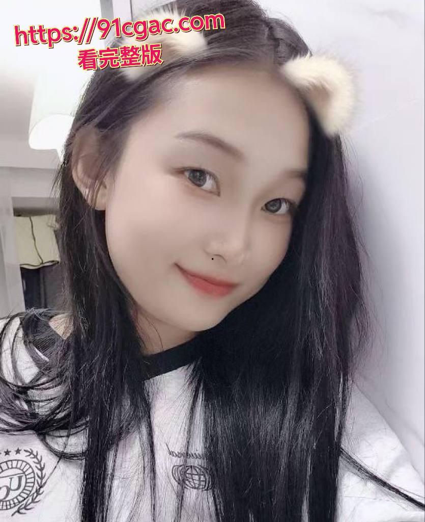 上海宝山反差学生妹 于贝 裸贷视频被曝！这妹子颜值还不错，身材略微一般！-1