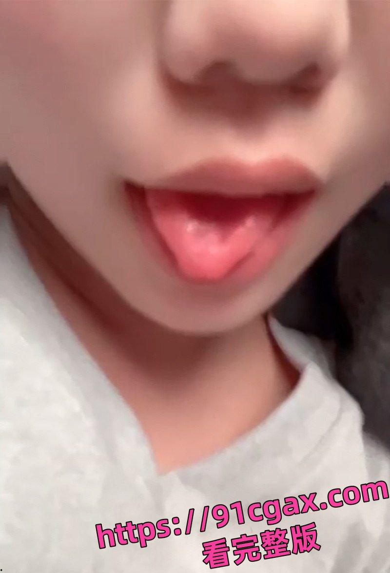 四川巴中职业技术学院00后嫩妹陈佳钰出轨裸聊自慰视频被男友曝光！-5